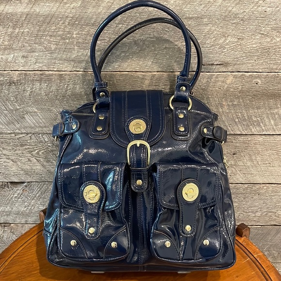 London Fog Ex Large purse - Picture 1 of 7